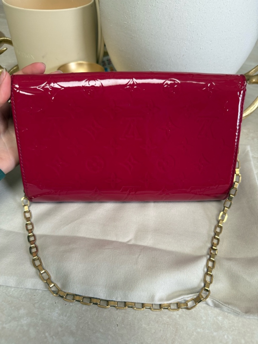 Louis Vuitton Ana Monogram Vernis Leather Raspberry bag - Picture 4 of 13